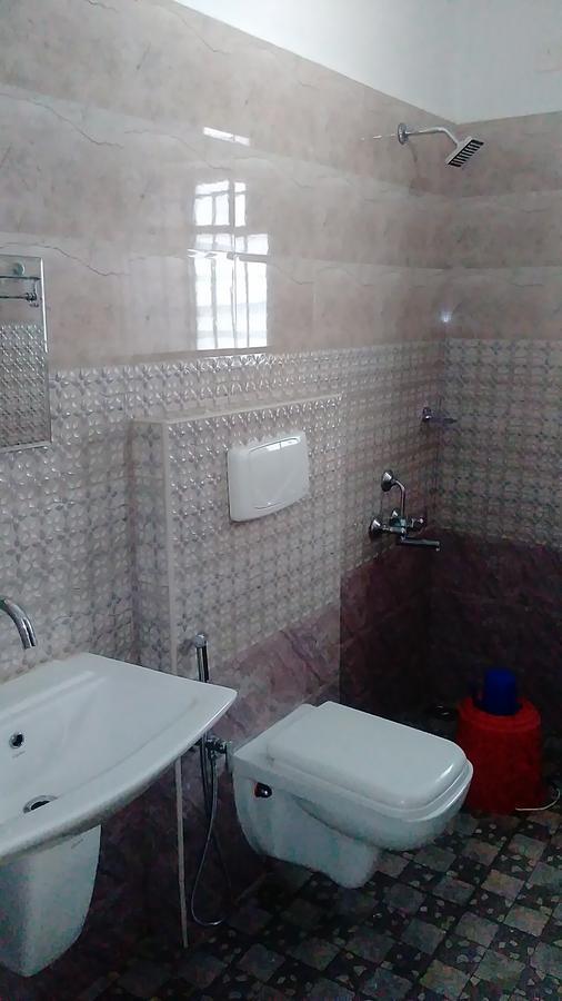 Indraprastha Tourist Home Chottanikara Esterno foto