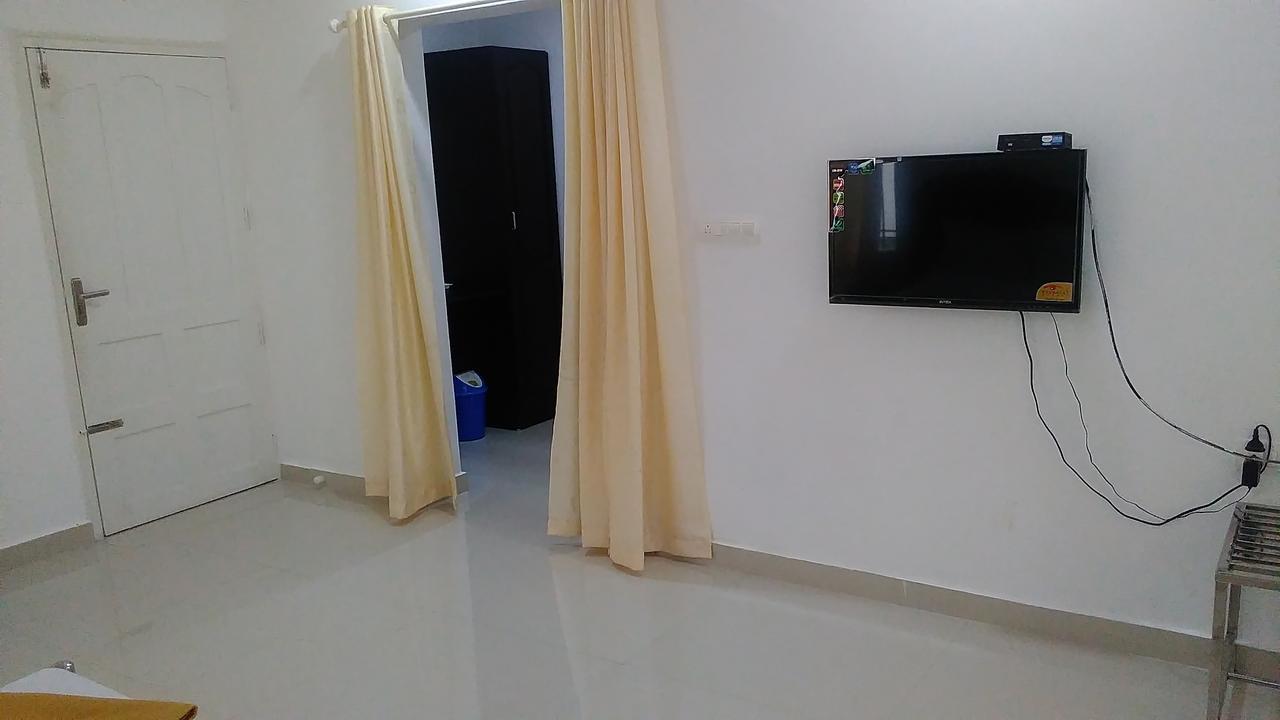 Indraprastha Tourist Home Chottanikara Esterno foto